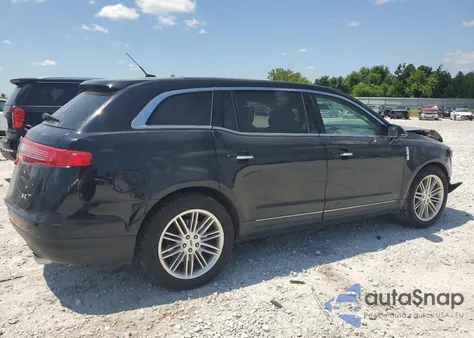 2019 Lincoln Mkt z USA, uszkodzony, nr VIN 2LMHJ5AT5KBL02780